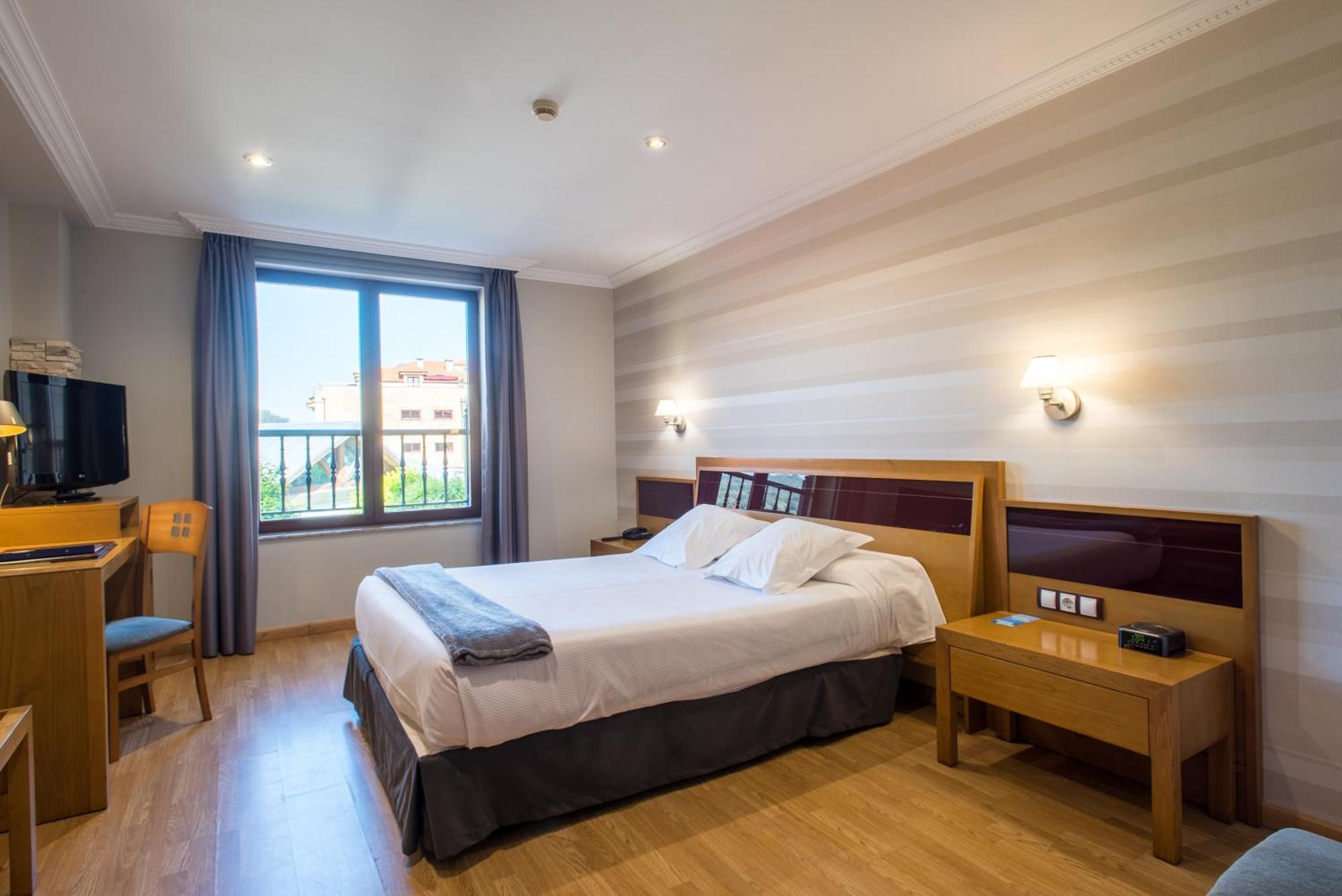הוזנאיו Hotel Spa Villa Pasiega מראה חיצוני תמונה