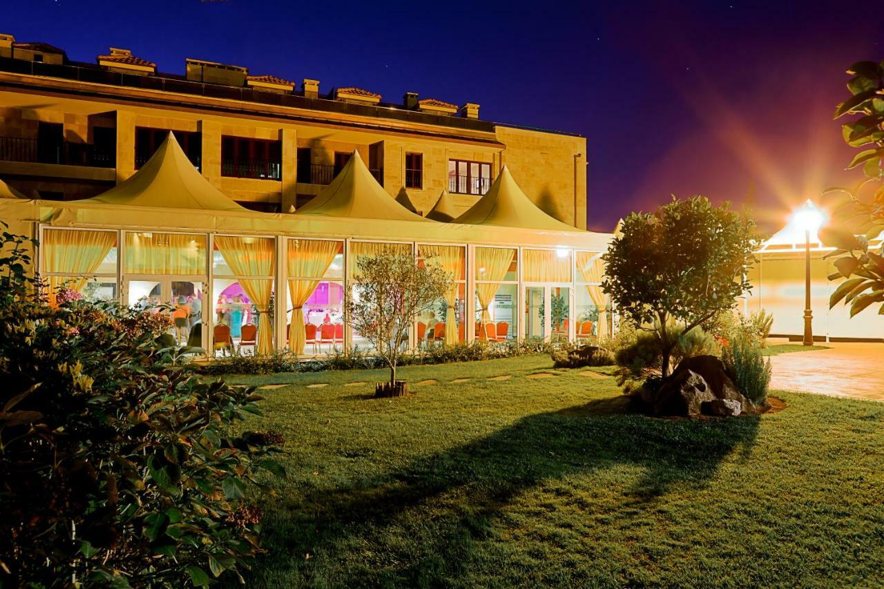 הוזנאיו Hotel Spa Villa Pasiega מראה חיצוני תמונה