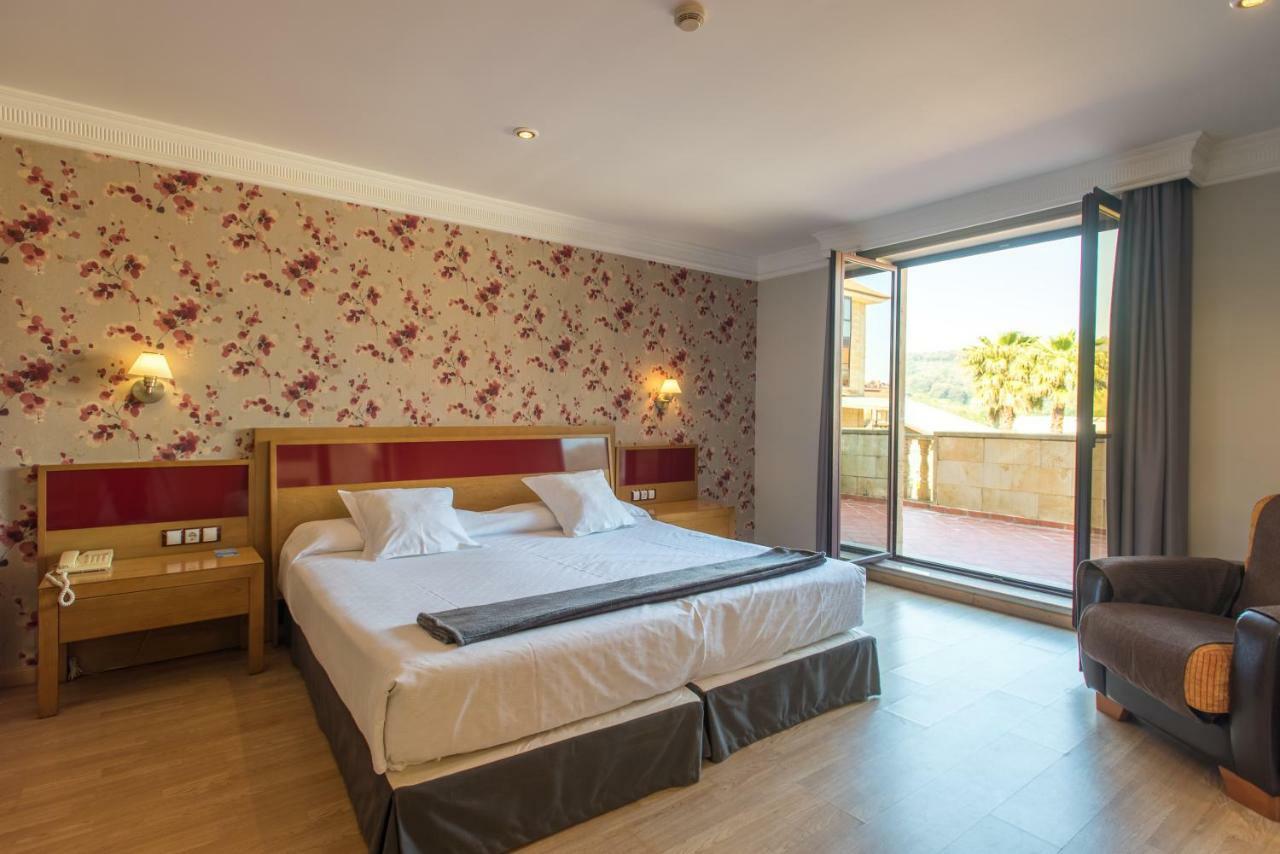 הוזנאיו Hotel Spa Villa Pasiega מראה חיצוני תמונה