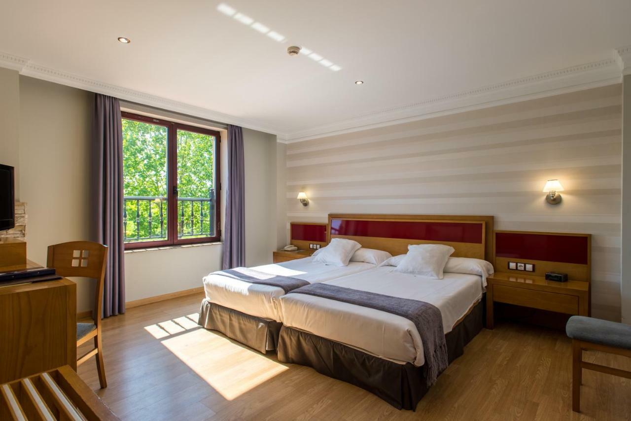 הוזנאיו Hotel Spa Villa Pasiega מראה חיצוני תמונה