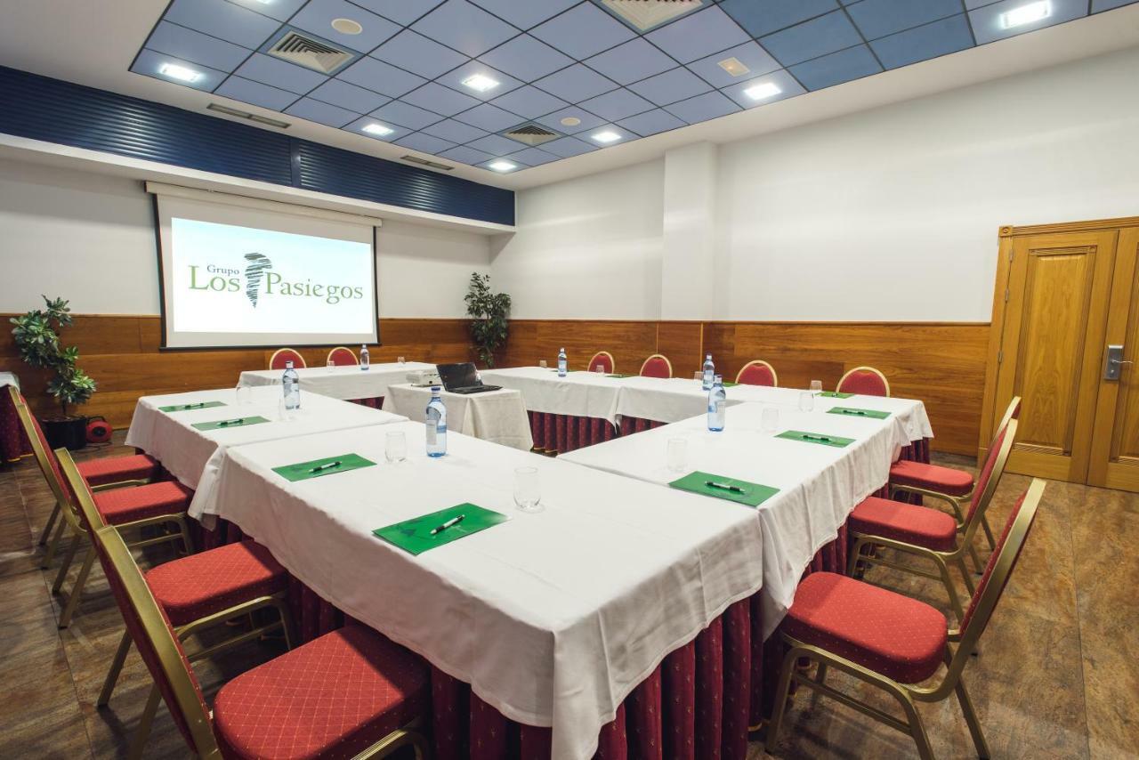 הוזנאיו Hotel Spa Villa Pasiega מראה חיצוני תמונה